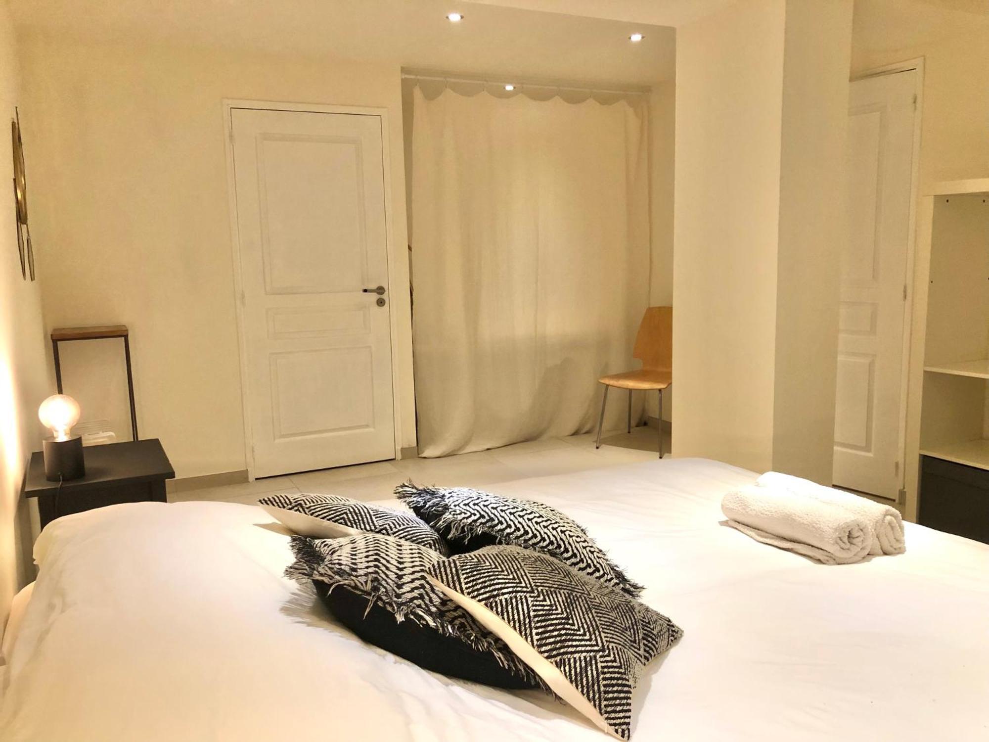 The Hope, Suite Privee Au Sein D'Une Maison Avec Piscine Aix-en-Provence Eksteriør bilde