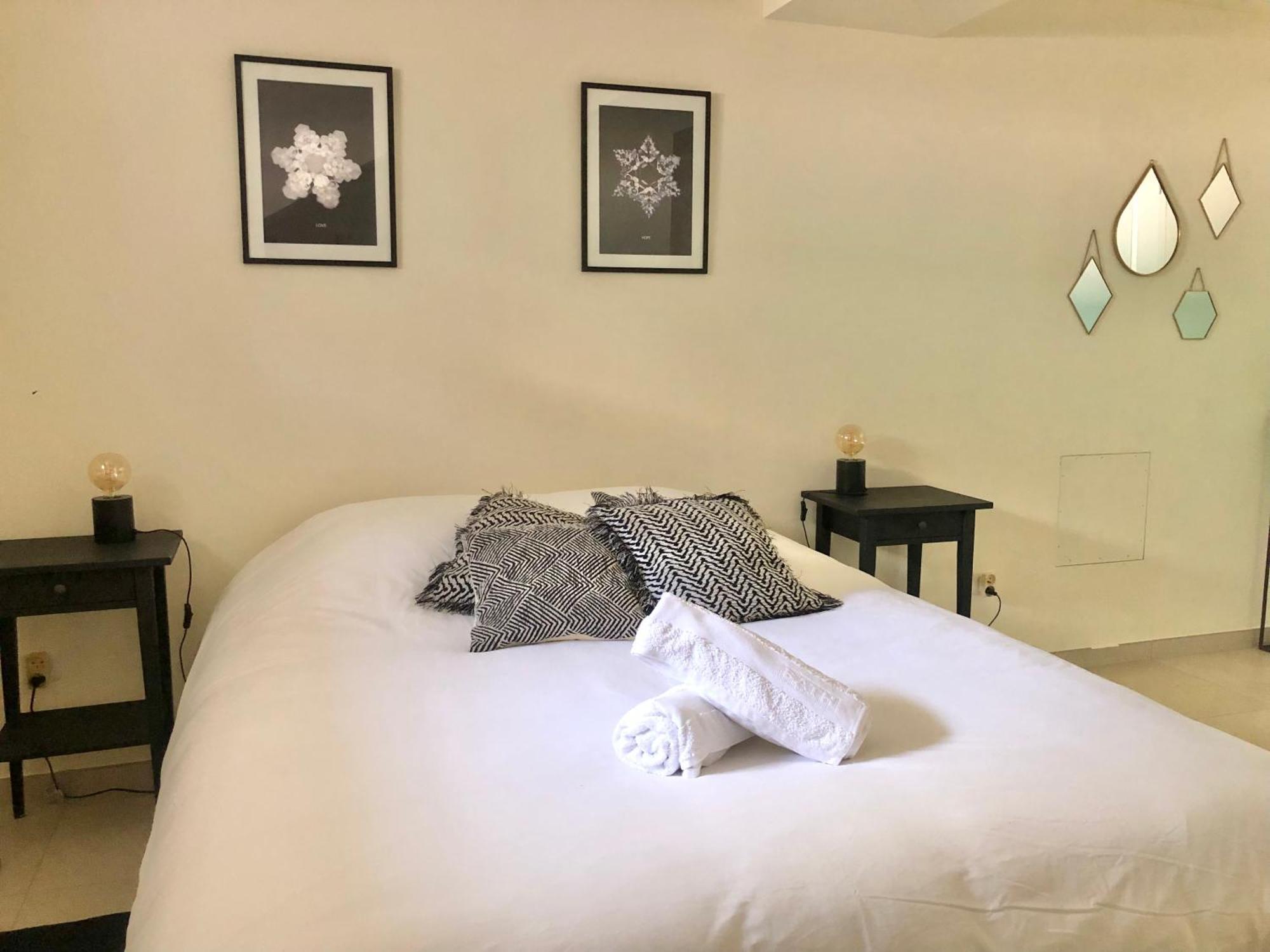 The Hope, Suite Privee Au Sein D'Une Maison Avec Piscine Aix-en-Provence Eksteriør bilde
